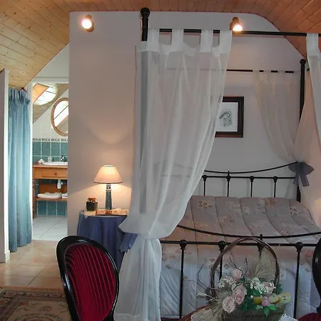 Bed & Breakfast Le Domaine De Rugornou Vras 3*